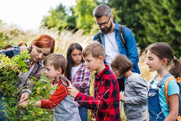School Field Trip Bus Rentals in Oshkosh